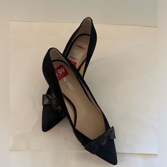 SOLD… On another Platform! Nine West Kelda Black Suede Leather Women Shoes EUC - Picture 1 of 8